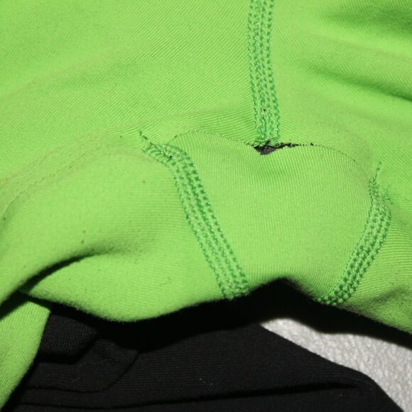 Green & Black Lululemon Leggings Size 8 - Picture 3 of 9